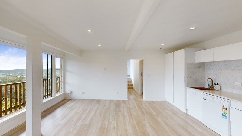 43B Harbour View Road, Northland, Wellington - Carousel 2