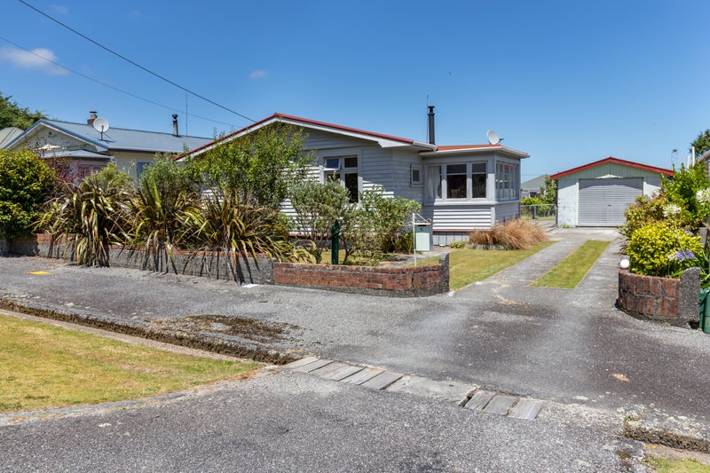 20 Ashmore Avenue, Cobden, Greymouth - Carousel 1