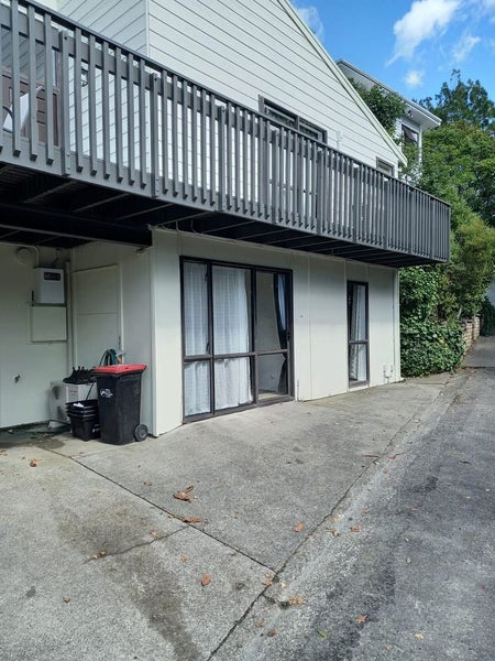 84 Milton Road, Bluff Hill, Napier - Carousel 2