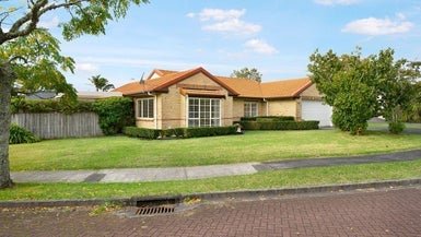 6 Graven Court, Henderson, Auckland - Carousel 1