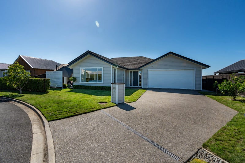 25 Avian Place, Flagstaff, Hamilton - Carousel 23