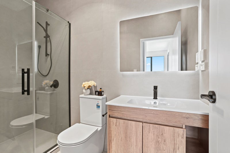 28 Paretao Street, Massey, Auckland - Carousel 13