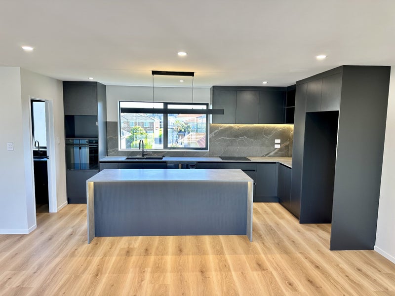 5 Truro Road, Sandringham, Auckland - Carousel 1