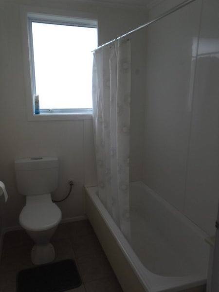 1115A Fergusson Drive, Clouston Park, Upper Hutt - Carousel 3