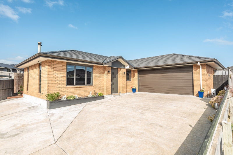 23 Magnolia Crescent, Tawhero, Whanganui - Carousel 1