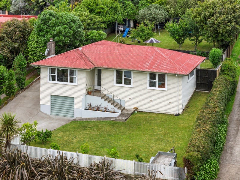 35 Otumoetai Road, Judea, Tauranga - Carousel 1