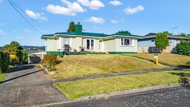 4 Manuka Place, Raumanga, Whangarei - Carousel 1