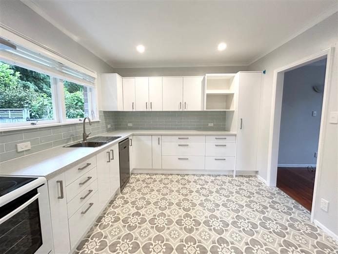 3/19 Mount Carmel Place, Meadowbank, Auckland - Carousel 1