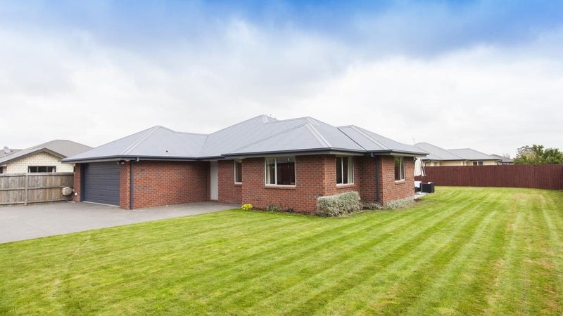 25 Larne Place, Belfast, Christchurch - Carousel 2