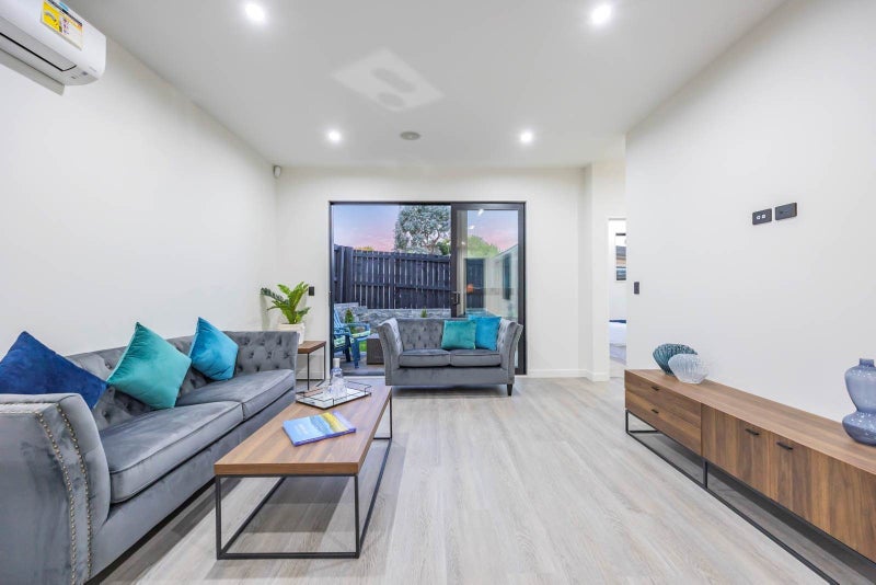 26D Tupaki Place, Pakuranga Heights, Auckland - Carousel 2