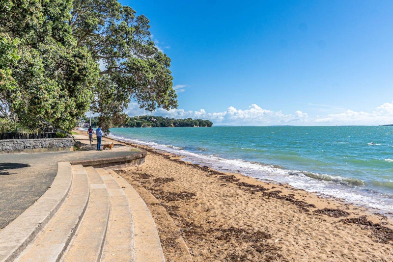 32 Cheltenham Road, Devonport, Auckland - Carousel 2