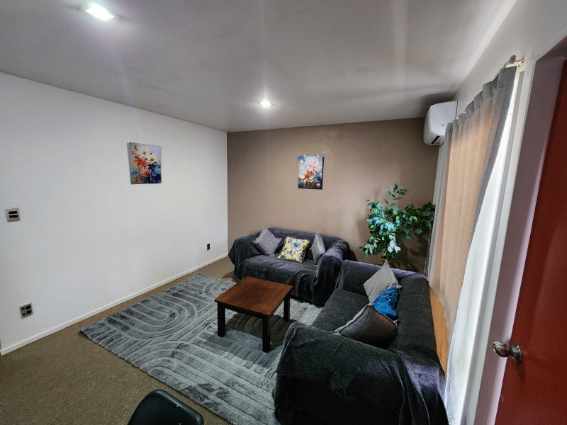 4/18 Lorne Street, Melville, Hamilton - Carousel 1