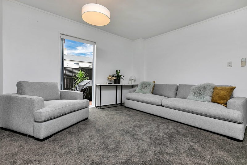 6/8 Hamilton Road, Herne Bay, Auckland - Carousel 1
