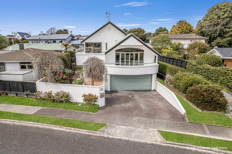 2 Mahoe Street, Matua, Tauranga - Carousel 1