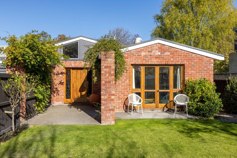 19 Weka Street, Fendalton, Christchurch - Carousel 1