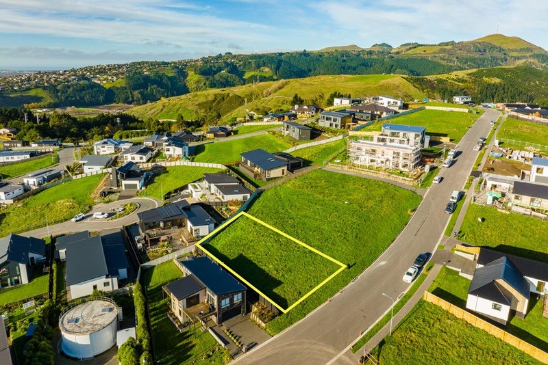 139 Penruddock Rise, Westmorland, Christchurch - Carousel 1