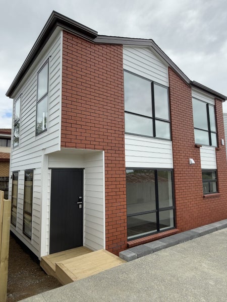 91B Maioro Street, New Windsor, Auckland - Carousel 2