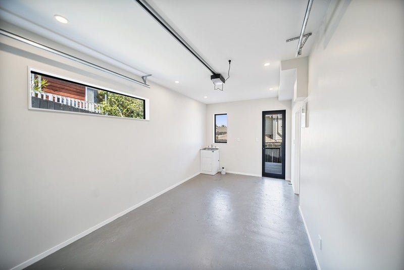 44C Blakeborough Drive, Forrest Hill, Auckland - Carousel 23