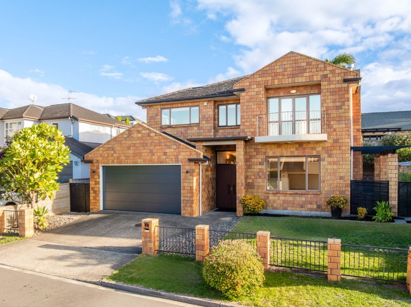 7 Kingsgate Place, Dannemora, Auckland - Carousel 1