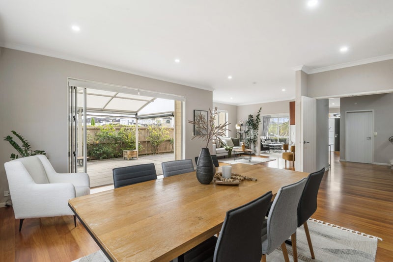 42 Laurel Oak Drive, Schnapper Rock, Auckland - Carousel 2