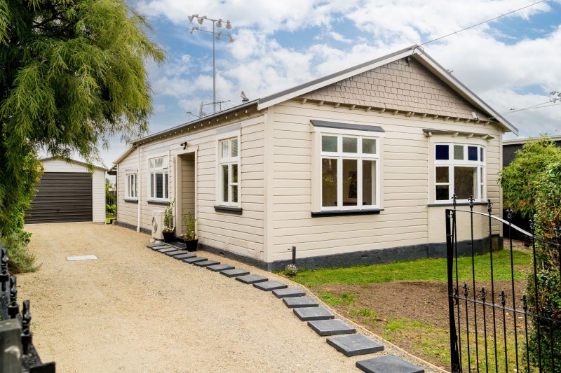 169 Surrey Street, Saint Clair, Dunedin - Carousel 2