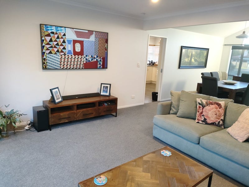 6 Edward Payton Grove, Pukehangi, Rotorua - Carousel 2