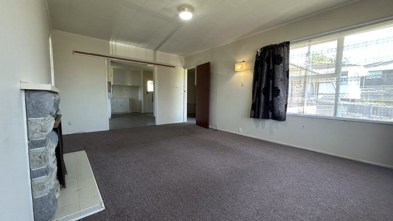 1/7 Cosy Place, Howick, Auckland - Carousel 2