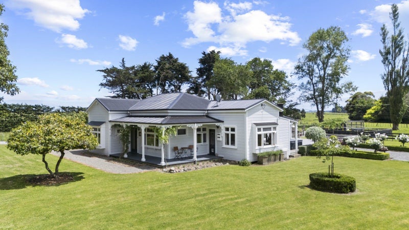 201 Makerua Road, Tokomaru, Palmerston North - Carousel 1