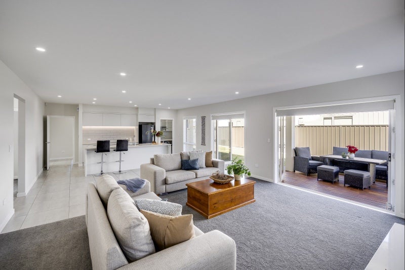 48 Kenny Road, Te Awa, Napier - Carousel 1