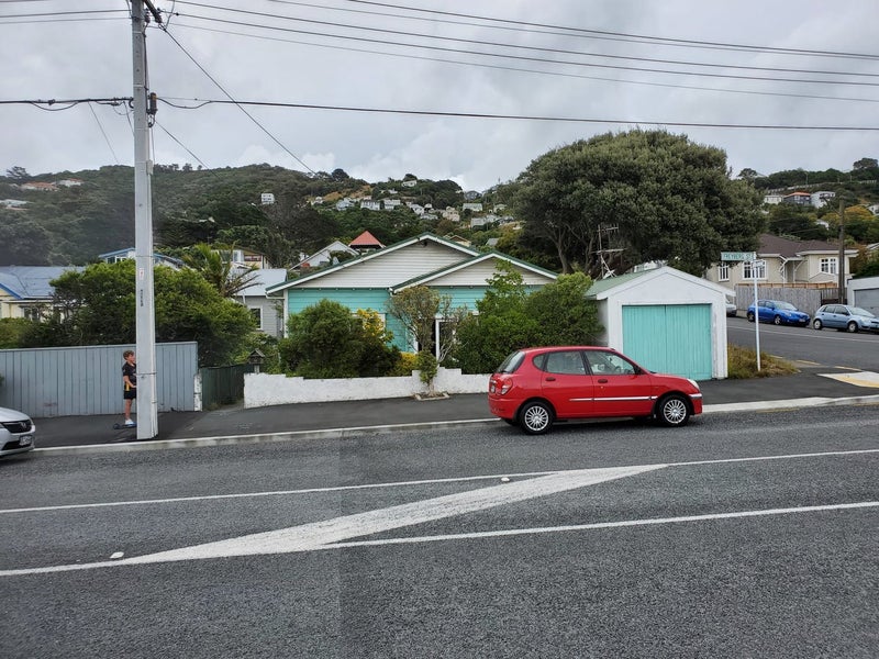 56 Freyberg Street, Lyall Bay, Wellington - Carousel 1