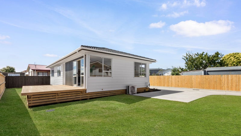 15A Lethborg Street, Dinsdale, Hamilton - Carousel 1