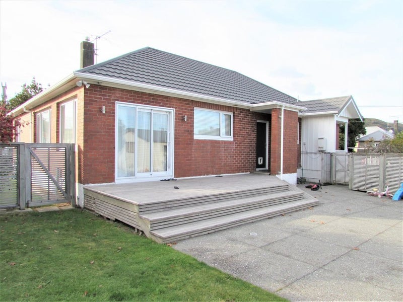 79 Compton Crescent, Taita, Lower Hutt - Carousel 1
