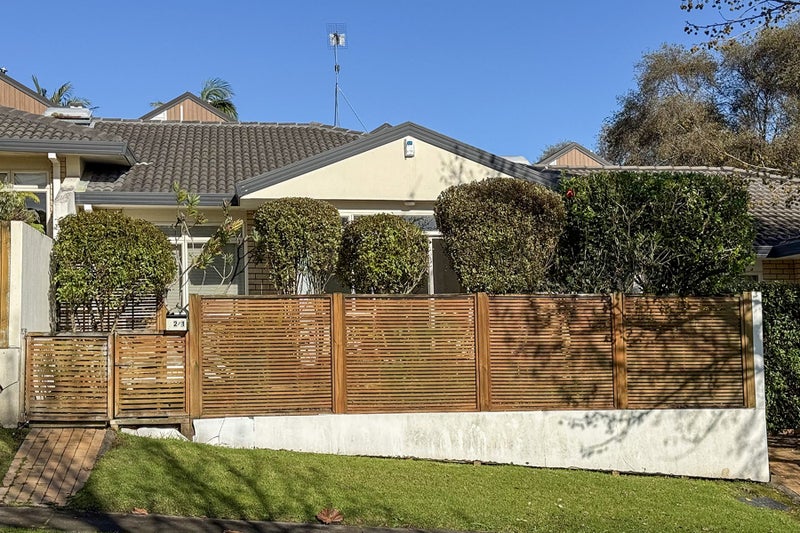 2/1 Gleanor Avenue, Oteha, Auckland - Carousel 19