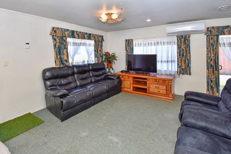 26 Manston Road, Mangere, Auckland - Carousel 2