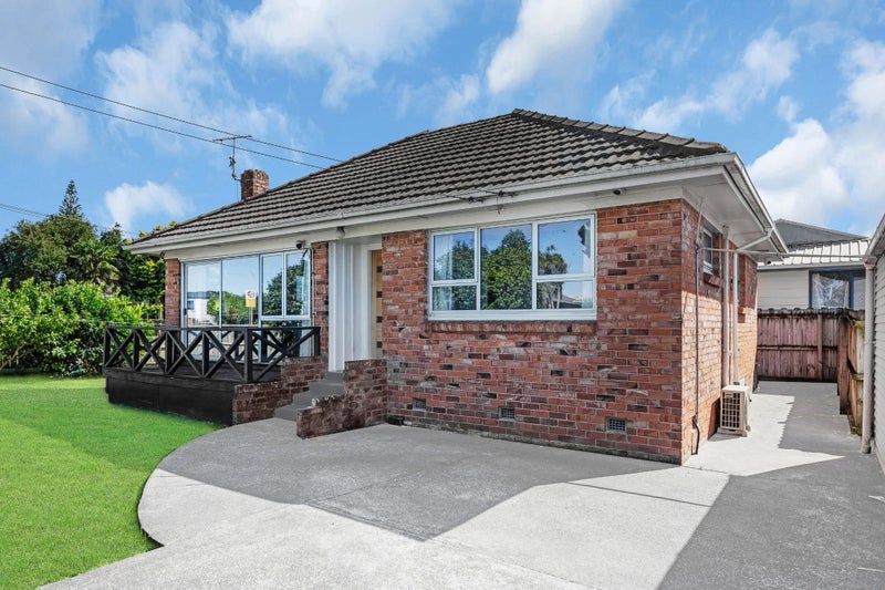97 Russell Road, Manurewa, Auckland - Carousel 2