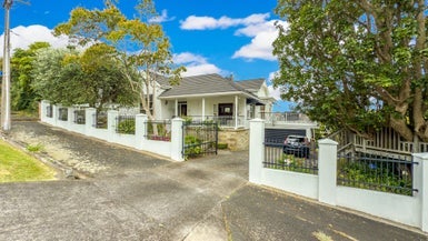 502 Sealey Street, Thames - Carousel 1