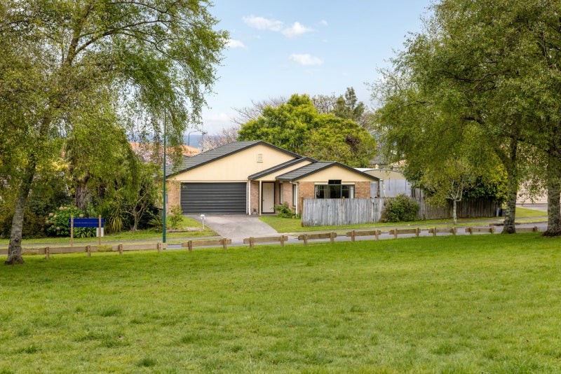 36 Pelorus Street, Welcome Bay, Tauranga - Carousel 1
