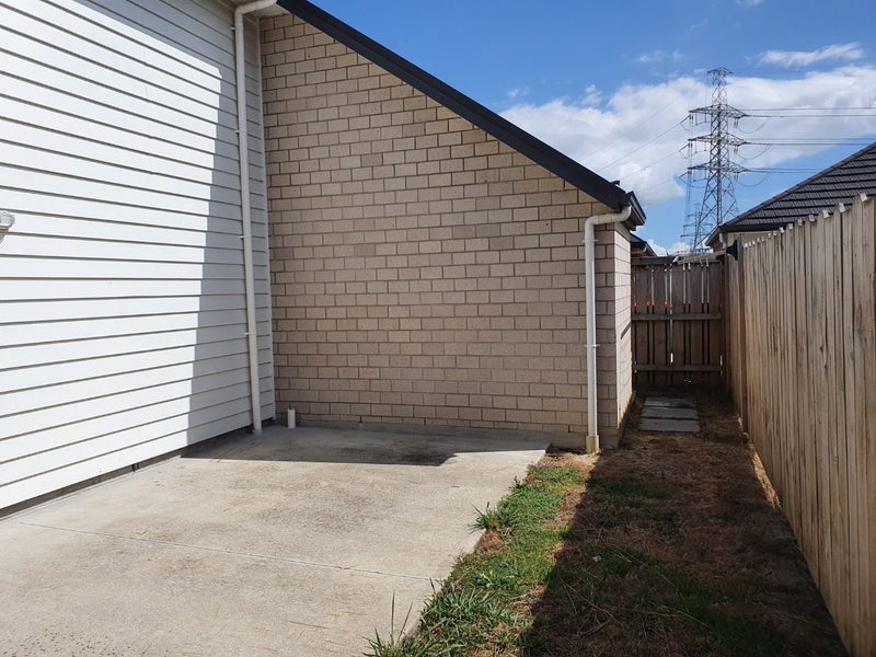 5 Kotuku Crescent, Takanini, Auckland - Carousel 14