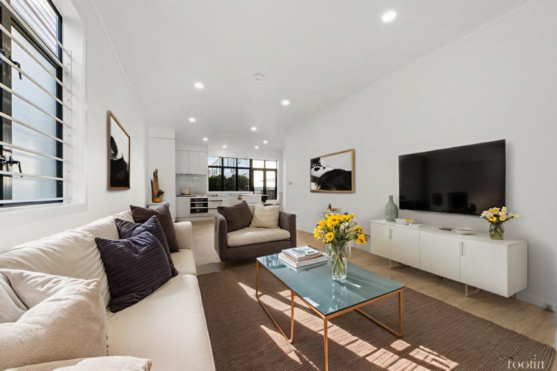 68/1 Ambrico Place, New Lynn, Auckland - Carousel 2