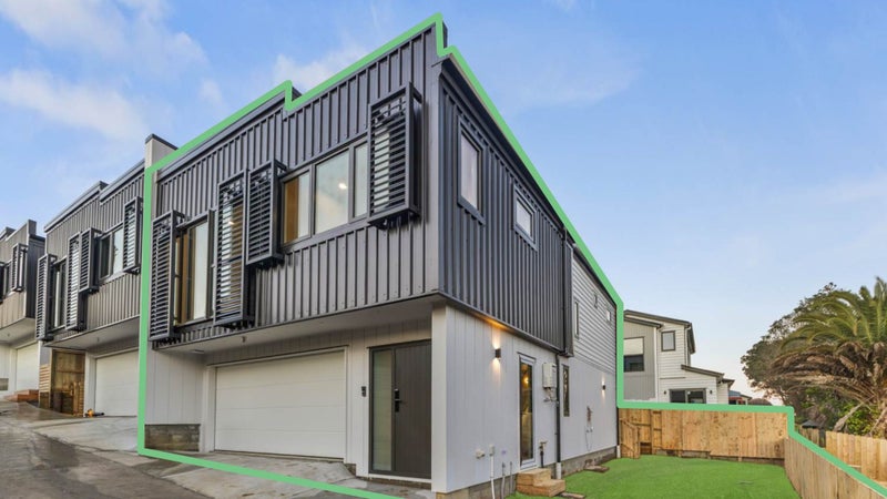 69E Chivalry Road, Glenfield, Auckland - Carousel 1