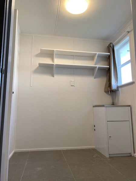 16 Caen Road, Panmure, Auckland - Carousel 11