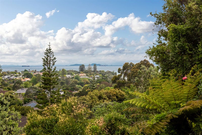 28 Geoffrey Road, Torbay, Auckland - Carousel 2