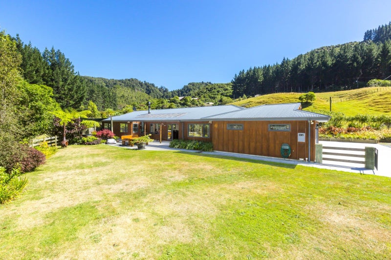 182 Karapoti Road, Craigs Flat, Upper Hutt - Carousel 1