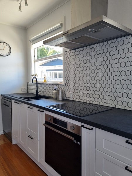 7 Endeavour Street, Riversdale, Blenheim - Carousel 2