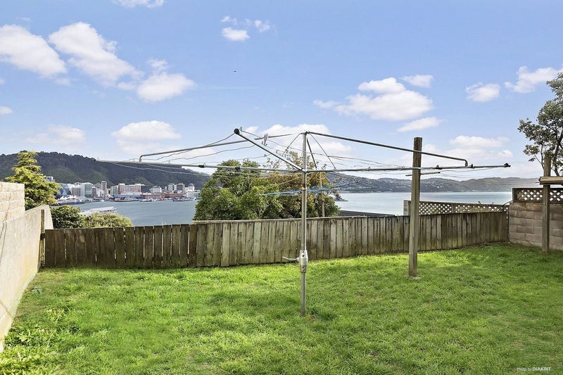 57 Hawker Street, Mount Victoria, Wellington - Carousel 7