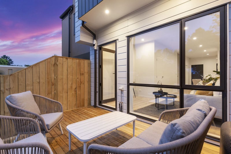 26A Bellringer Road, Massey, Auckland - Carousel 1