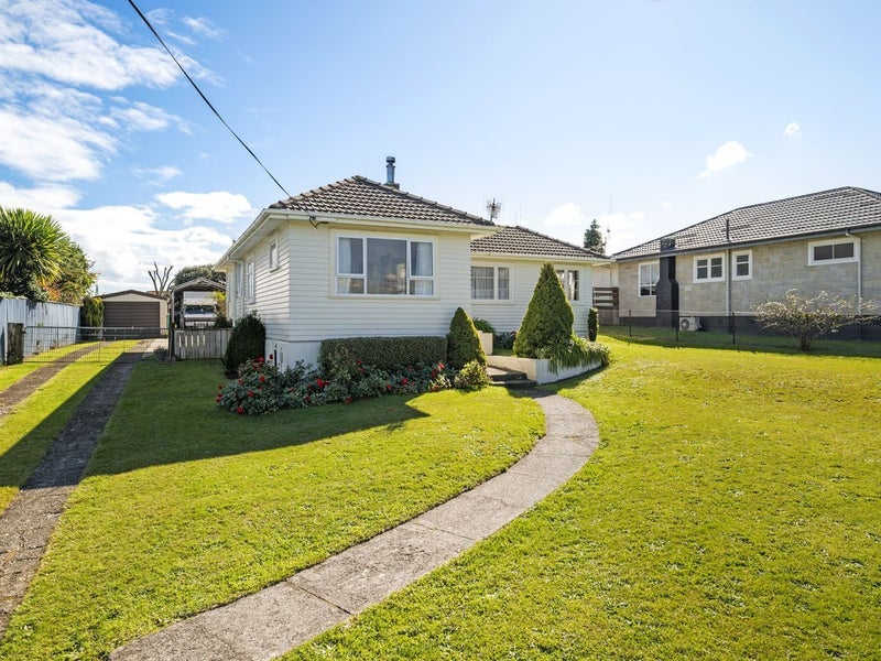 50 Neal Street, Putaruru - Carousel 1