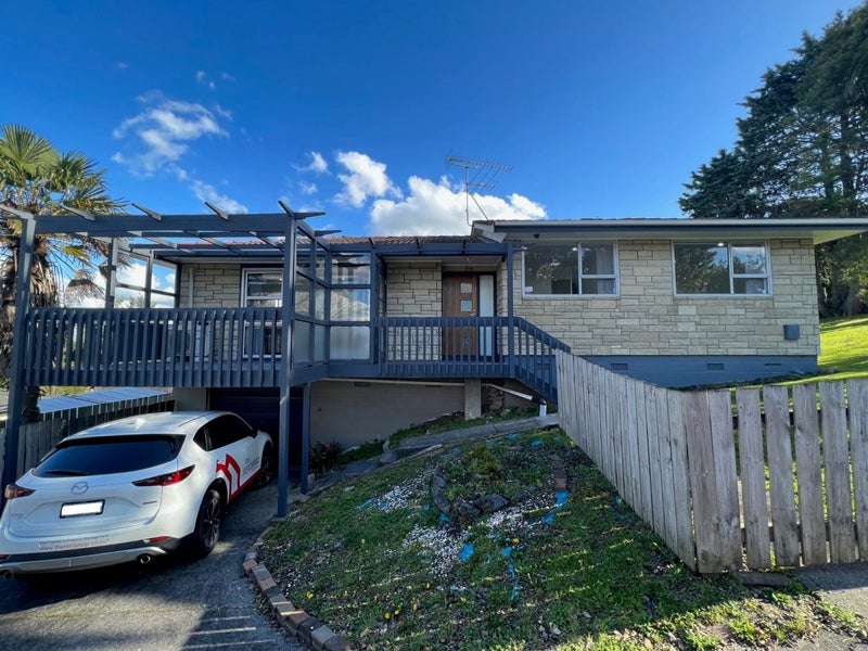 35 Leaver Place, Weymouth, Auckland - Carousel 1