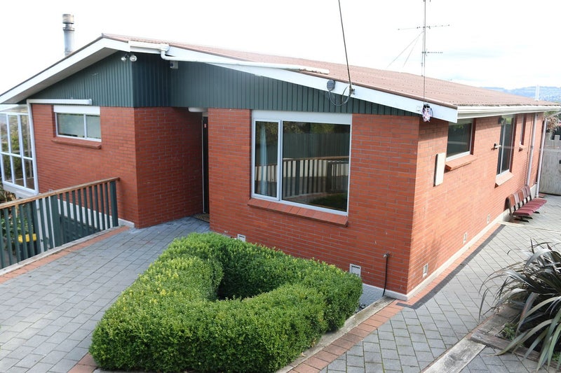 32 McKerrow Street, Shiel Hill, Dunedin - Carousel 2