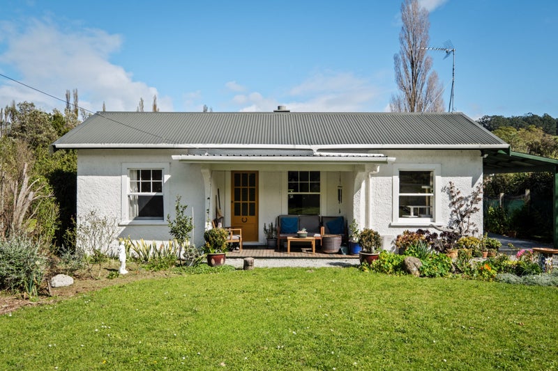 116 Darwin Road, Outer Kaiti, Gisborne - Carousel 1